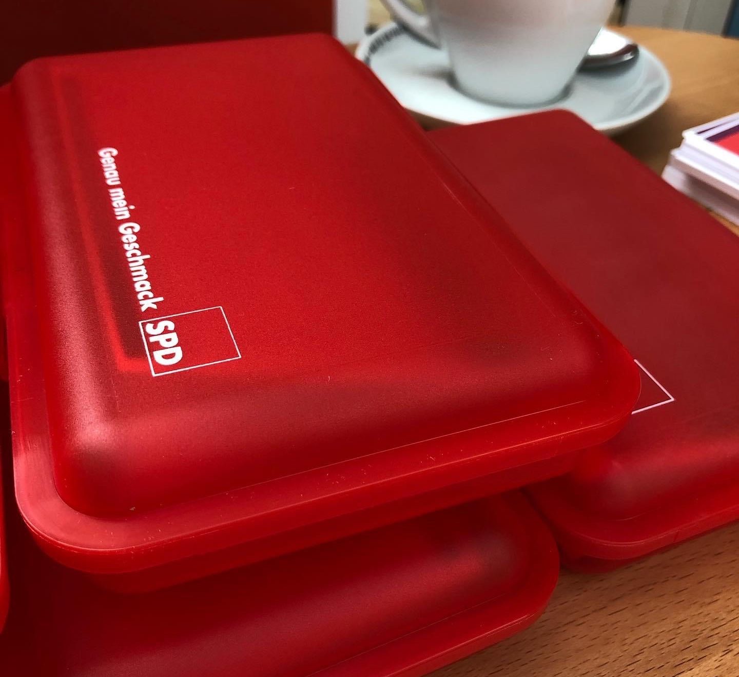 SPD-Brotdosen zum Schulanfang